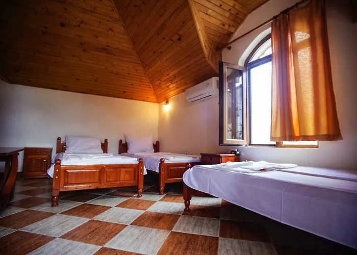 Yoanna Guest house 2*