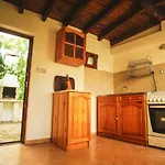 Guest house Yoanna 2*